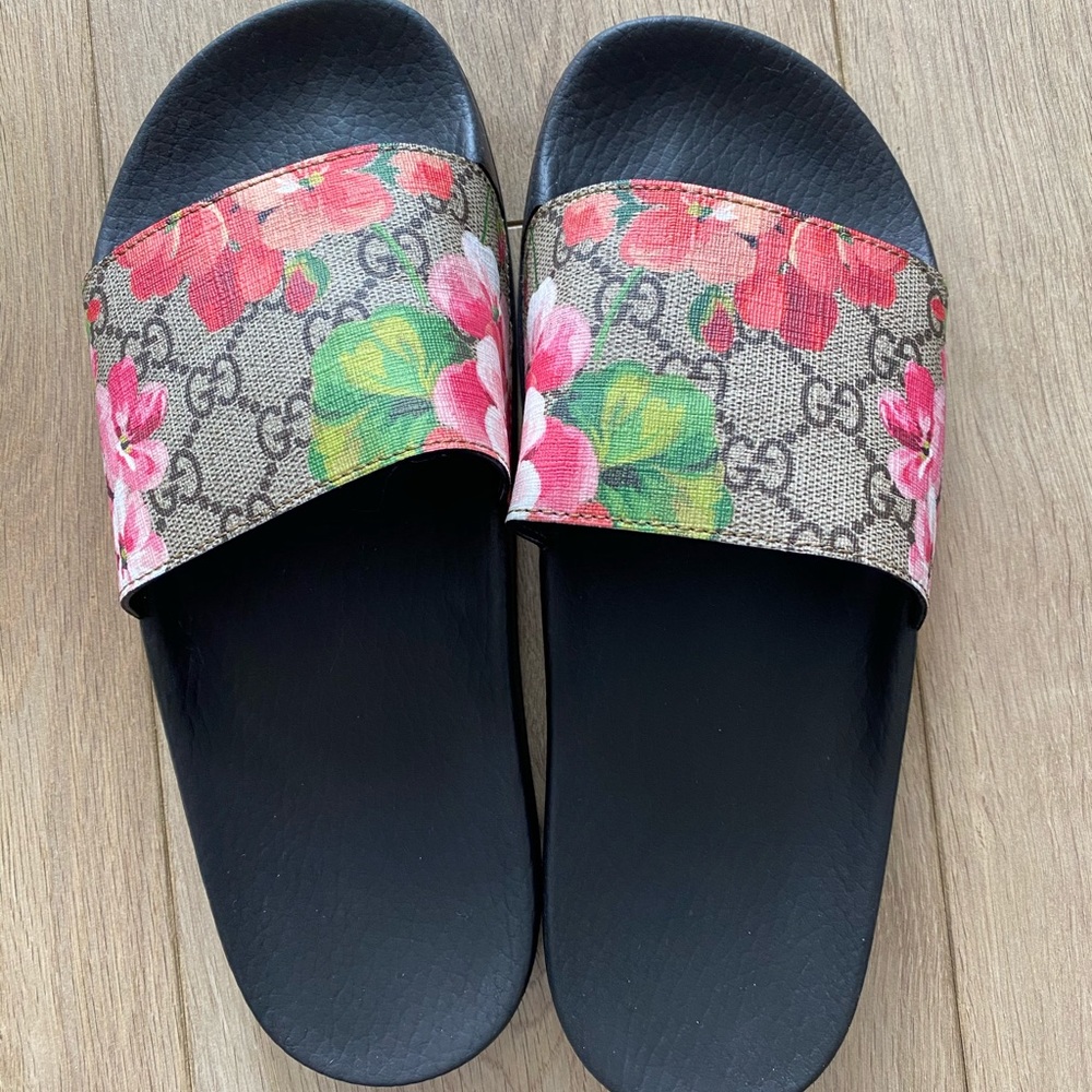 Gucci Slides